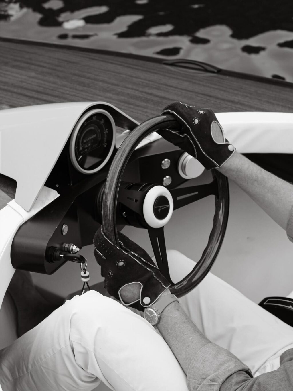 Instagram post from poncelet_boats_official. This post is in position 3.