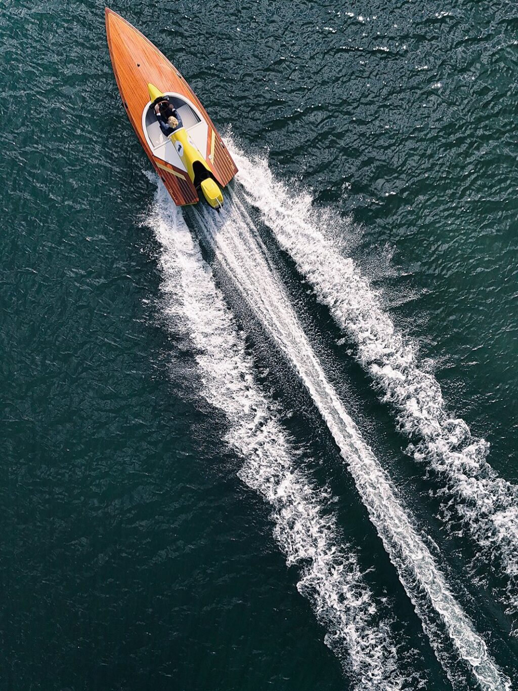 Instagram post from poncelet_boats_official. This post is in position 1.