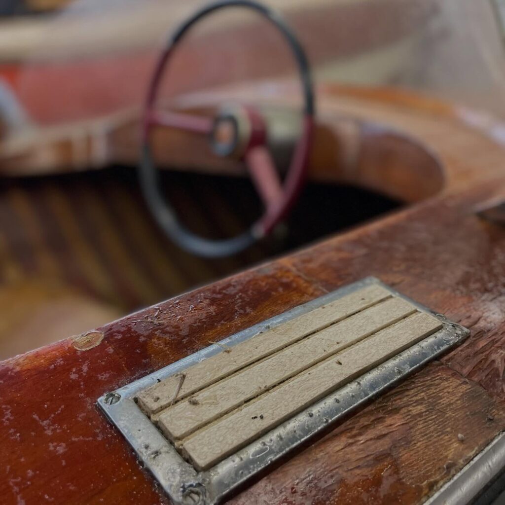 Instagram post from poncelet_boats_official. This post is in position 9.