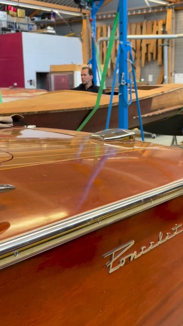 Instagram post from poncelet_boats_official. This post is in position 4.