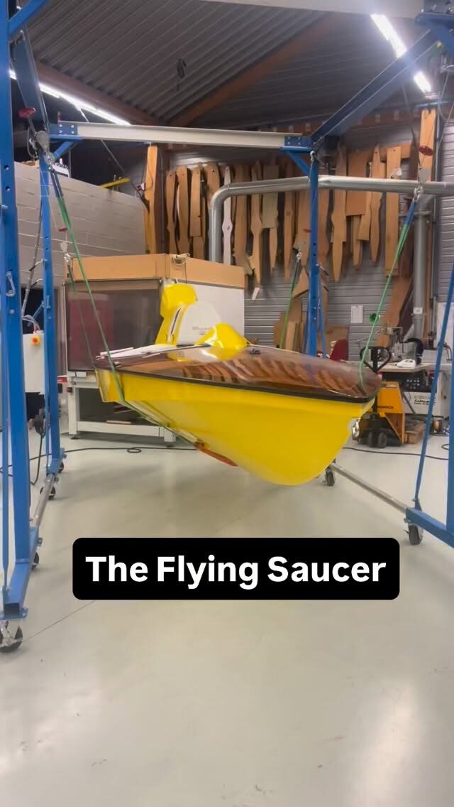 Instagram post from poncelet_boats_official. This post is in position 8.